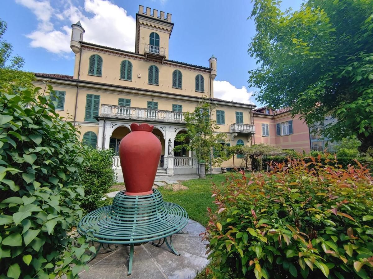 B&B Villa Ferrari อัสตี ภายนอก รูปภาพ
