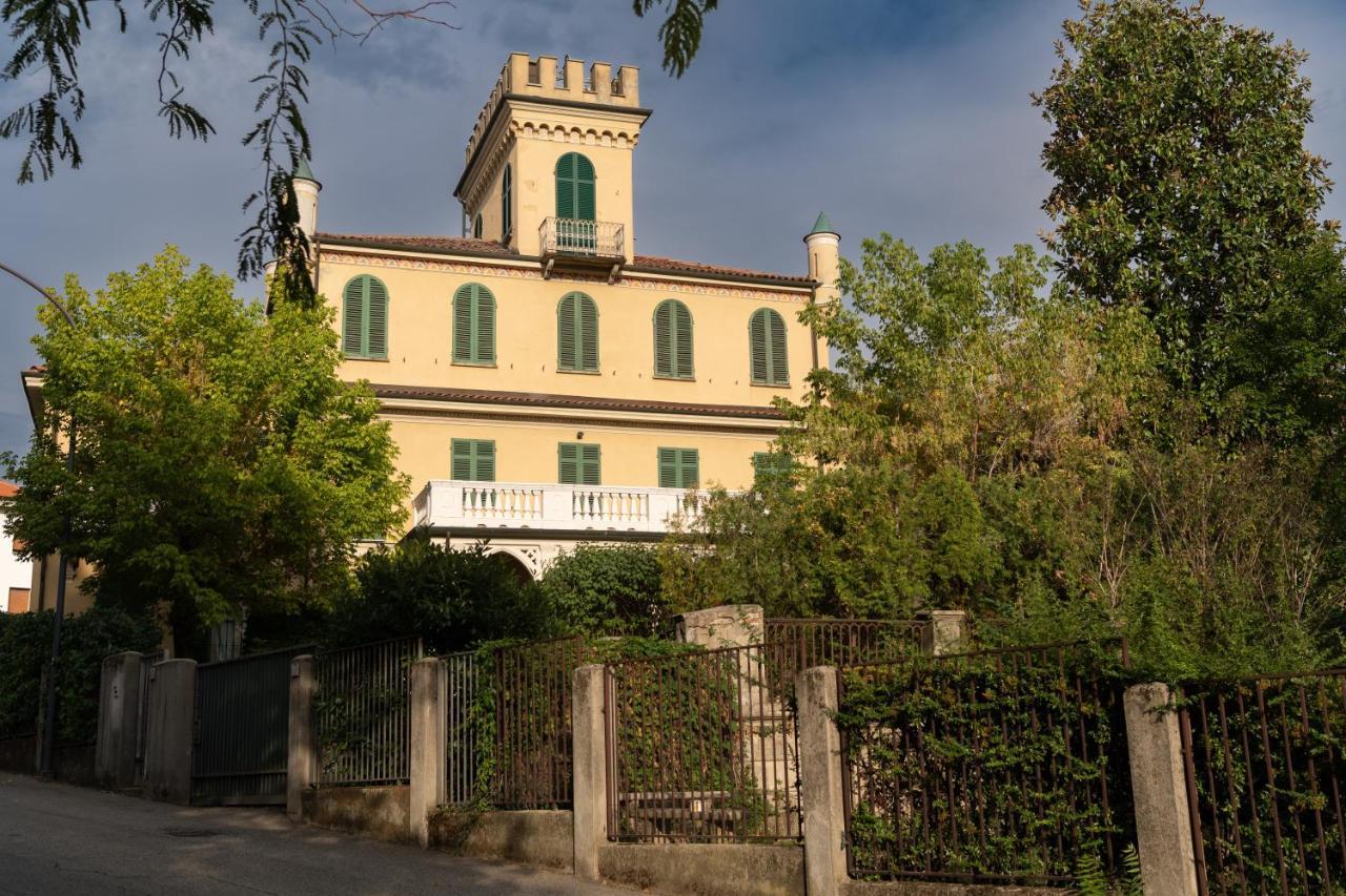 B&B Villa Ferrari อัสตี ภายนอก รูปภาพ