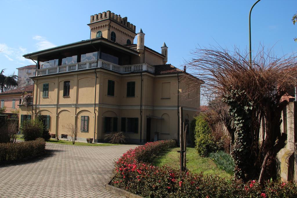 B&B Villa Ferrari อัสตี ภายนอก รูปภาพ