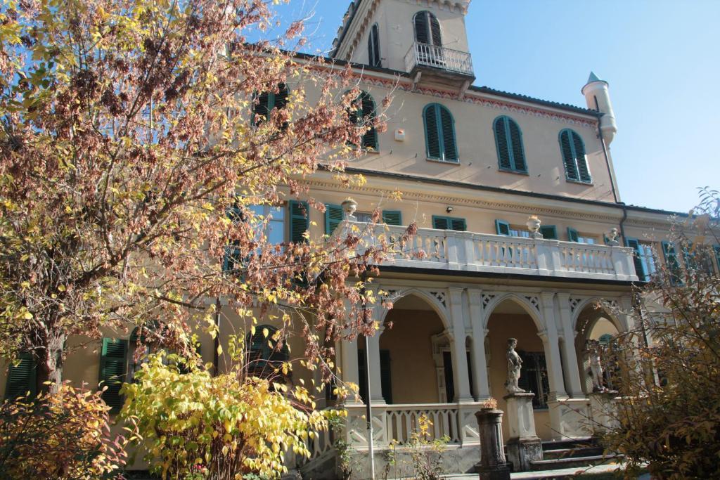B&B Villa Ferrari อัสตี ภายนอก รูปภาพ