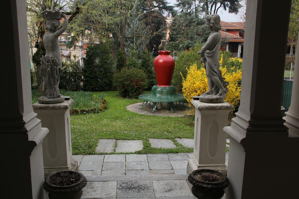 B&B Villa Ferrari อัสตี ภายนอก รูปภาพ